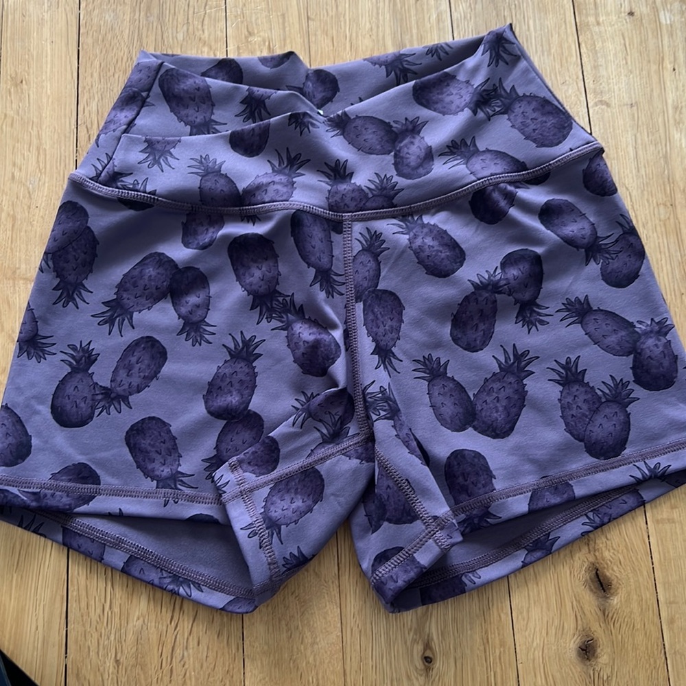 Born Primitive 🍍 Shorts - Small